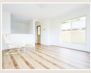 たくさんの木々の緑×北欧ナチュラルな家