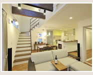 ナチュラルで大人な雰囲気の家