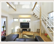 1階・2階の繋がりが空間を楽しくさせる家